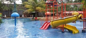 Bandung dikenal sebagai kota sejuta wisata. Harga Tiket Masuk Kolam Renang Oasis Swimming Pool Bandung Daftar Harga Tarif