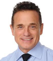 Alexander Hoss's Instagram, Twitter & Facebook