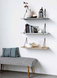 Étagère murale salle de bain étagère murale chambre etagere murale blanche petite étagère murale etageres murales salon étagères murales mobilier étagère chambre etagères murales, placards encastrés et niches dissimulées sont les alliés d'une chambre optimisée et bien ordonnée. Une Petite Etagere Murale Design Pour Styliser La Chambre 31m2