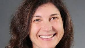 City manager addresses council before retirement