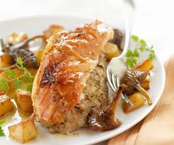 Plat Classique Oie Rotie Et Farcie A La Facon De Ma Mere Recette Recettes De Cuisine Recette Oie Recette