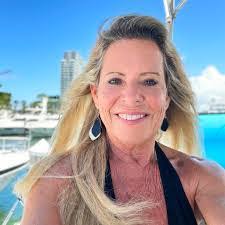 Katherine Calero's Instagram, Twitter & Facebook