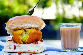 Perfect-ohh - How about a jhakkas Vada Pav paired with kadak masala chai at  Perfectohh! today?? . . . 📣New on the Menu📣 Mumbai's special Vada Pav  #vadapav#monsoon#mumbaistreetfood#tasty#yummy#delicious#eveningsnack#muncy#foodatitsbest#foodbloggers  ...