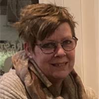 20+ "Laura Ron" profiles