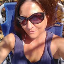 Can my husband's off-base apartment allow me base access?