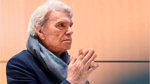 Bernard tapie y évoquait en effet sans tabou son cancer ainsi que la situation sanitaire en france. Bernard Tapie Pourquoi Son Fils Stephane Tapie Continue De S Engueuler Avec Lui Femme Actuelle Le Mag