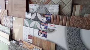 Berikut akan kami ulas referensi daftar harga cat kayu barusan kita sedikit tahu refrensi belanja bahan bangunan cat kayu dan cat besi terlaris di tahun 2021. Akhir Tahun Beli Keramik 2017 By Rb Channel