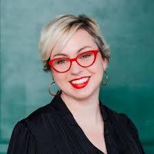 🎉 It's been a big week for NerdWallet's Smart Money podcast! 🎉 Last week  we won an Eddie Award for Best Consumer Finance podcast (beating out two  NPR shows). And yesterday we