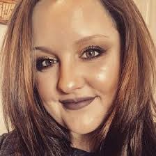 Chelsea Mounce's Instagram, Twitter & Facebook