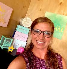 Mallory Tillman's Instagram, Twitter & Facebook