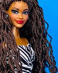 Let's just take in the mug. The mug is mugging. This face made me pull out  some of that good ole late 80s/early 90s R&B. Babyyyy!!!! Sitting!!!!  Giving!!!! Serving!!! 10s, 10s, 10s