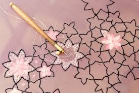Anne Laure Camilleri Page 9 Perlage Tambour Broderie Tambour Fleurs En Tissu