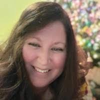 Amy Poos's Instagram, Twitter & Facebook