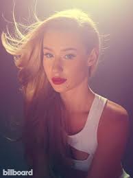 Isabelle Stephens (stephensizzy)