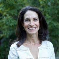 Rebecca Yarnall's Instagram, Twitter & Facebook