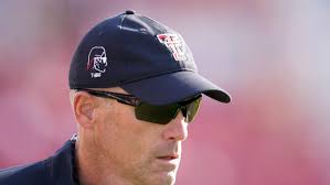 Texas Tech football: Groza Award semifinalist Wolff out, Garibay in