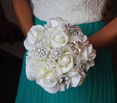 Purple wedding bouquet at montalvo arts center in saratoga, california. 20 Beautiful Wedding Bouquets 2016 Girlshue