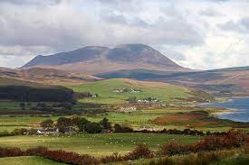 Franskatalades allmänt i skottland på höjden avauld alliance. Oy Arran Isle Arran Dal Gronn Natur Skottland Landskap Hav Fjellene Scottish Pikist