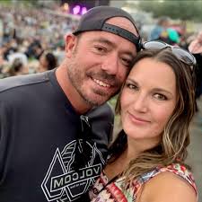 Who is a recommended superstar agent for help with navigating insurance  options through Your Health Idaho?