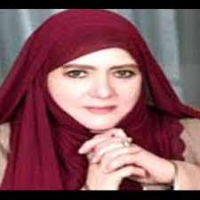 دومًا ما تؤكد الفنانة المعتزلة شمس البارودي أنها خرجت من الفن بشيئين فقط، هما اسمها الفني شمس البارودي، وزوجها الحبيب الفنان حسن يوسف. Ø´Ù…Ø³ Ø§Ù„Ø¨Ø§Ø±ÙˆØ¯ÙŠ Ù„Ù€ Ø§Ù„ÙˆØ·Ù† Ø±Ø³ÙˆÙ„ Ø§Ù„Ù„Ù‡ Ù†Ø¸Ø± Ø¥Ù„ÙŠ Ø£Ù…Ø§Ù… Ù‚Ø¨Ø±Ù‡ ÙØ§Ù†Ù‡Ø±Øª Ù…Ù† Ø§Ù„Ø¨ÙƒØ§Ø¡ ÙÙ† ÙˆØ«Ù‚Ø§ÙØ© Ø§Ù„ÙˆØ·Ù†