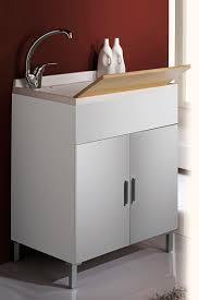 Tutti sospesi i mobili bagno nella composizione korallo di mercatone uno i mobili da bagno di mercatone uno una delle tendenze bagno dell'ultimo periodo è quella di dare aria e leggerezza all'ambiente, preferendo i mobili sospesi che tra l'altro, non poggiando sul pavimento, consentono una pulizia e una igiene più approfondita. Come Arredare La Tua Lavanderia Donna Moderna