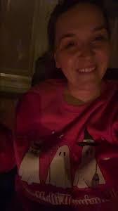 Elisha Hopper's Instagram, Twitter & Facebook