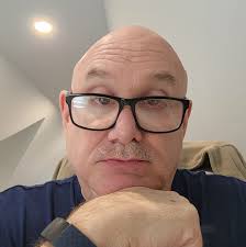 What is the best itinerary for a 10-day trip to Iceland in August 2025?