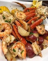 Garlic Honey Butter Crab Boil Seafood Boil Recipes Boiled Food Seafood Recipes