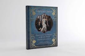 Obtain the heliotrope oculus from spellreaver marathelle at sunfury hold. Amazon Com The Vampire Diaries Unlocking The Secrets Of Mystic Falls 9781608877225 Mallory Michael Robinson Andrea Somerhalder Ian Wesley Paul Williamson Kevin Plec Julie Books