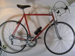 This is the first born of the colnago for ferrari project. Colnago Ferrari 60th Anniversary Limited Edition Road Bike Campagnolo On Popscreen