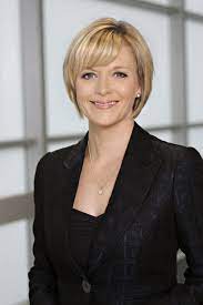 Julie Etchingham Inspirational Women Beauty Etchingham