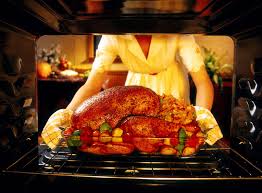 Speaking mathematically, 200 degrees of heat for 10 minutes should be the same as 400 degrees of heat for 5 minutes , but that's not the case, right? How To Tackle Your Holiday Meal With Only One Oven Myrecipes