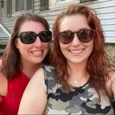 Patricia Treaster's Instagram, Twitter & Facebook