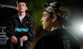 Su hermana julia espera su visita en la vieja casa familiar gallega. Fms Internacional Trueno Y El Menor Disputaran Batalla De Freestyle En Chile Freestyle Master Series Urban Roosters Batalla De Gallos Chile God Level La Republica