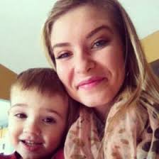 Emily Marble (emyroseee)