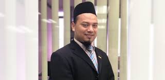 Kalau lebih dari 4 hari berarti tidak boleh mengqashar sholatnya. Pulang Beraya Di Kampung Berapa Hari Sebenarnya Kita Boleh Solat Jamak Dan Qasar