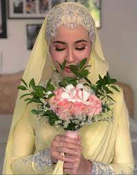Selamat siang saudara xu, keluhan anda yang berupa bab cair dan perut nyeri, terutama jika frekuensi lebih dari 3 kali per hari dan disertai keluhan lain seperti nyeri. Pin On Baju Nikah