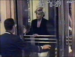 Prinzessin diana hasnat khan prinzessin diana beerdigung dame diana spencer herzkönigin britische königsfamilie film königsfamilien fotografia. The Death Of Diana Cbs News