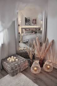 In Diesem Schlafzimmer Von Gozdee81 Wird Es Romantisch Schlafzimmer Schlafzimmerdeko Dekoidee Wohnidee Zimmer Schlafzimmer Einrichten Zimmer Gestalten