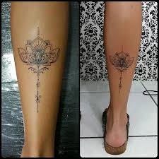 Renetattoo Flor De Lotus Trabalho Em Linha By Renetattoo Sevenstarstattoo Saopaulo Saopaulotattoo Calf Tattoo Tattoos Leg Tattoos
