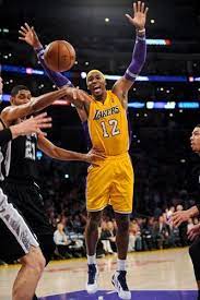 11 13 12 Lakers Vs Spurs Gallery Los Angeles Lakers Lakers La Lakers Los Angeles Lakers