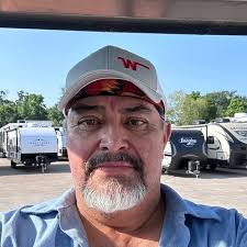 Jessica has sent you a message 📩 . . This user has viewed your profile