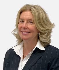 Elizabeth Boucher's Instagram, Twitter & Facebook