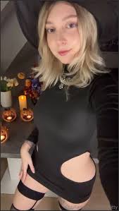 lit1le kitty Did you enter the Halloween raffle yet 3533164768 ( 10.7 MB )
