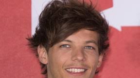 Debut album walls is out now! One Direction S Louis Tomlinson Spills About His Love Of Shopping Teen Vogue