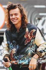 Harry styles' hair has come a long way since its one direction days. Pin On Harry Styles