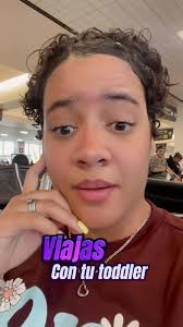 ⚠️ La política de cada aerolínea es diferente. Te aconsejo que investigues  y te asegures bien cualquier cosa. Pero dentro de mi experiencia todo lo  que te dije en el video es lo que yo llevo para mi ...