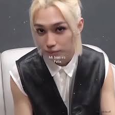 Felix Levantando La Ceja