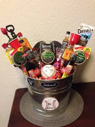 59 Of Classy Valentines Day Basket Ideas Check More At Http Neucopianow Com 59 Of Classy Valentine Baskets Valentines Day Baskets Valentines Baskets For Him 21 valentine's day gifts for the guy you just started dating.
