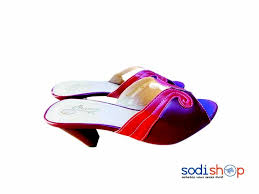 Il a encore une faiblesse, — (qui n'a pas les siennes !) — il pisse au lit. Chaussure A Talon Pour Femme Couleur Rouge Bordeaux Ks0009 Sodishop